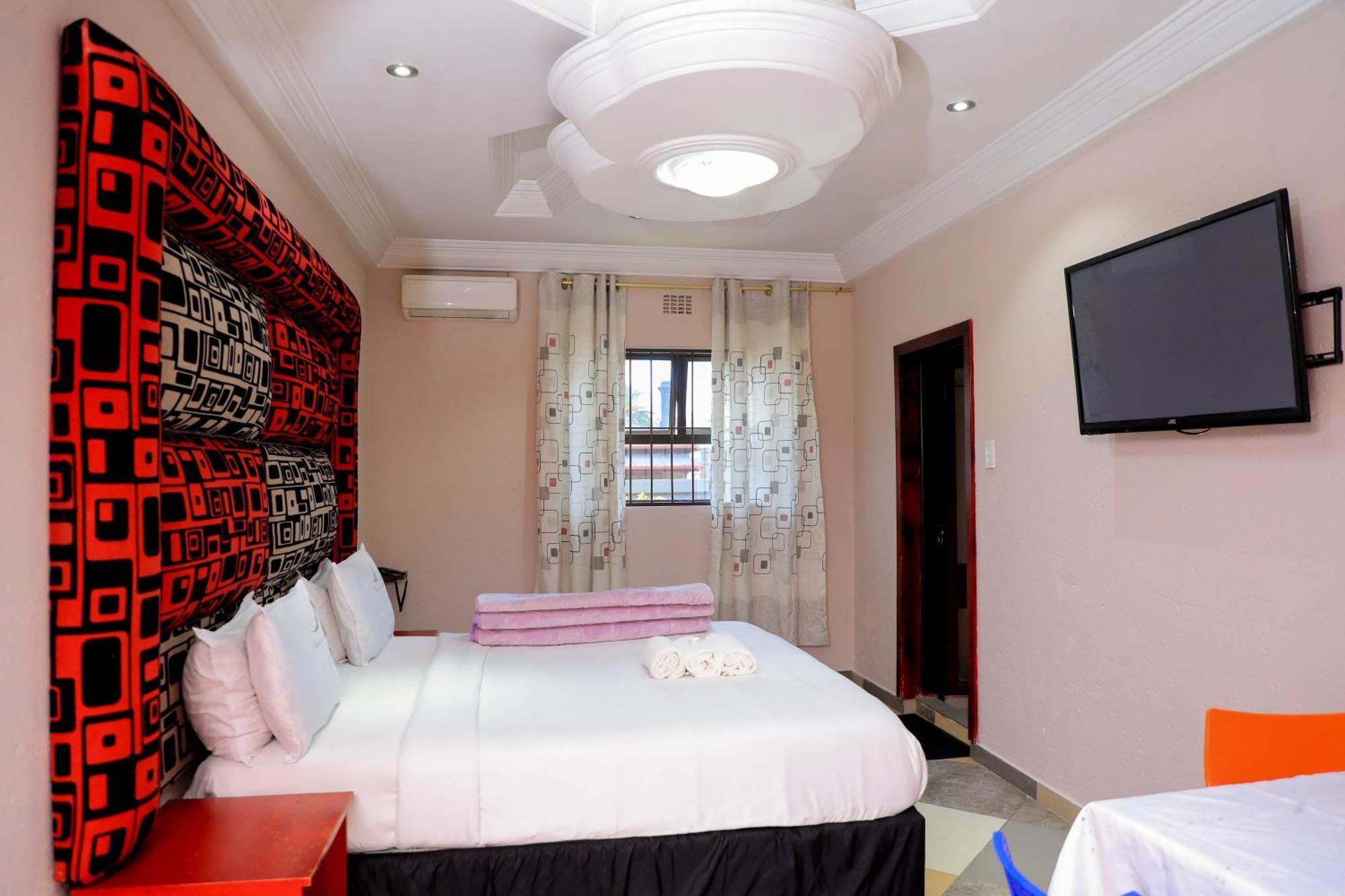 Yeoville Hotel Johannesburg Exterior photo